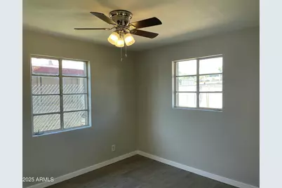 2811 N 17th Place, Phoenix, AZ 85006 - Photo 12