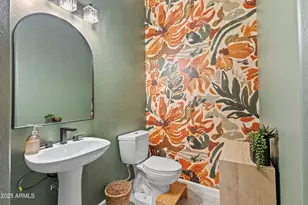 2019 E Campbell Ave, Phoenix, AZ 85016 - Photo 8