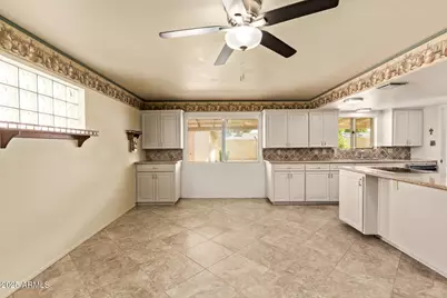 261 N Hunt Drive E, Mesa, AZ 85203 - Photo 6