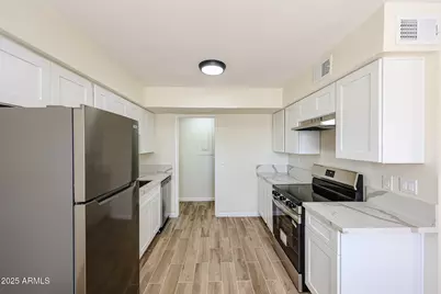 2255 W Wagon Wheel Drive, Phoenix, AZ 85021 - Photo 1