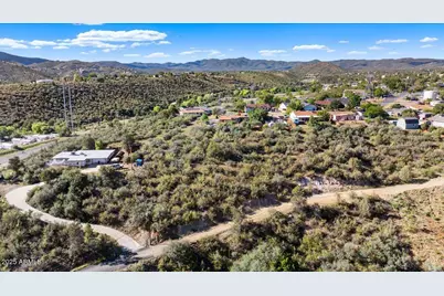 1633 N Emerald Drive #306, Prescott, AZ 86301 - Photo 8