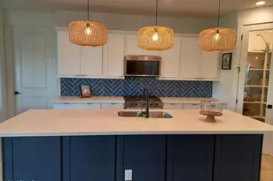 11640 N San Clemente St, Surprise, AZ 85388 - Photo 12