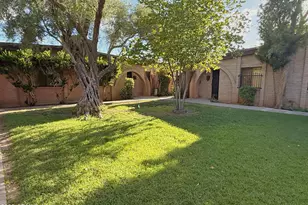 3032 N 32nd St, Phoenix, AZ 85018 - Photo 1