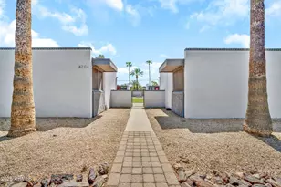 4206 N 38th St, Phoenix, AZ 85018 - Photo 8