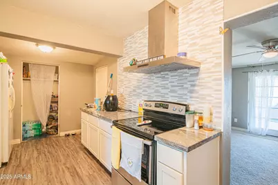 206 N 5th Street, Avondale, AZ 85323 - Photo 14