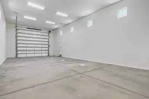 20111 W Saguaro Vista Dr, Wittmann, AZ 85361 - Photo 46