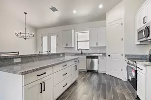 20111 W Saguaro Vista Dr, Wittmann, AZ 85361 - Photo 12