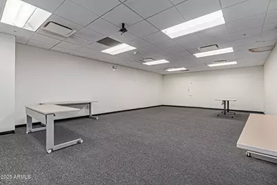 2727 W Glendale Avenue #LL, Phoenix, AZ 85051 - Photo 8