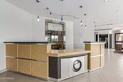 2727 W Glendale Avenue #LL, Phoenix, AZ 85051 - Photo 6