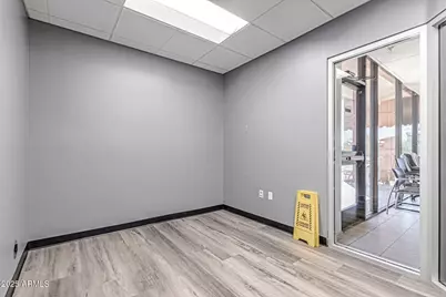 2727 W Glendale Avenue #LL, Phoenix, AZ 85051 - Photo 14