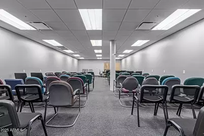 2727 W Glendale Avenue #LL, Phoenix, AZ 85051 - Photo 10