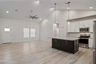 2010 Paseo Montana, Wickenburg, AZ 85390 - Photo 8