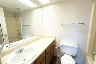 3601 W Tierra Buena Ln, Phoenix, AZ 85053 - Photo 12