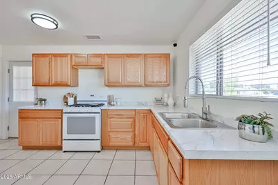 111 E Loma Linda Boulevard, Goodyear, AZ 85338 - Photo 2