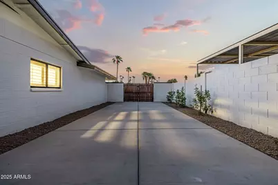 6729 E Dreyfus Avenue, Scottsdale, AZ 85254 - Photo 52