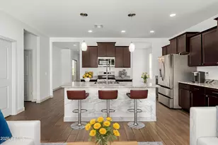 13837 W Remuda Dr, Peoria, AZ 85383 - Photo 8