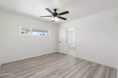 2437 W Village Drive, Phoenix, AZ 85023 - Photo 18