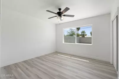2437 W Village Drive, Phoenix, AZ 85023 - Photo 22