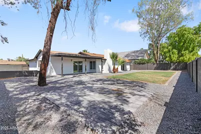 9205 E Laurel Lane, Scottsdale, AZ 85260 - Photo 34