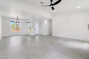 9205 E Laurel Ln, Scottsdale, AZ 85260 - Photo 16