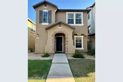 158 W Laurel, Gilbert, AZ 85233 - Photo 1