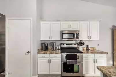 8441 W Minnezona Avenue, Phoenix, AZ 85037 - Photo 20