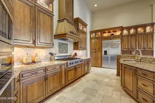 8787 E Lost Gold Cir, Gold Canyon, AZ 85118 - Photo 14