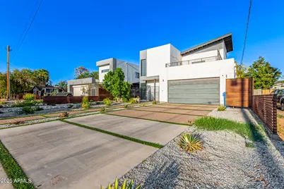 2311 N 29th Place, Phoenix, AZ 85008 - Photo 4