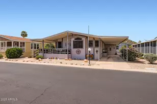 2233 E Behrend Dr, Phoenix, AZ 85024 - Photo 4