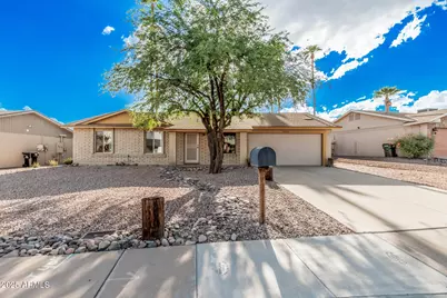 10622 S 44th Street, Phoenix, AZ 85044 - Photo 1