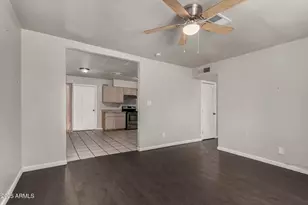 4228 S 19th Pl, Phoenix, AZ 85040 - Photo 4