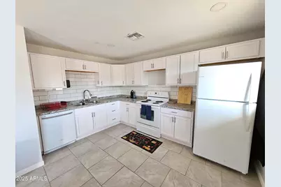 6013 W Claremont Street, Glendale, AZ 85301 - Photo 2