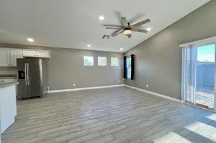 10490 W Mazatlan Dr, Arizona City, AZ 85123 - Photo 26