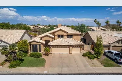 15827 S 27th Way, Phoenix, AZ 85048 - Photo 1