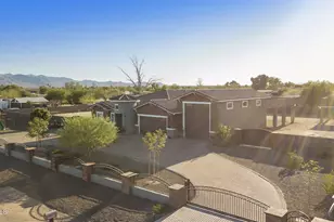 27822 N 203 Ave, Wittmann, AZ 85361 - Photo 4