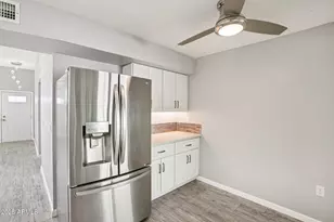 9960 W Forrester Dr, Sun City, AZ 85351 - Photo 14