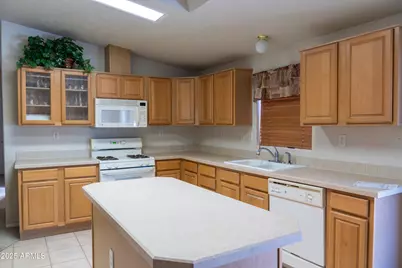 30660 S Vagabond Trail, Congress, AZ 85332 - Photo 6