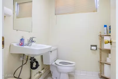 112 E Cottonwood Lane, Casa Grande, AZ 85122 - Photo 18