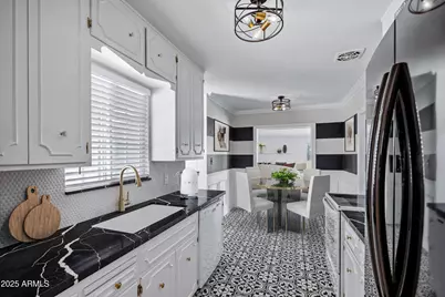 3202 N 21st Street, Phoenix, AZ 85016 - Photo 6