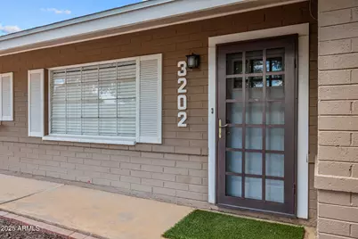 3202 N 21st Street, Phoenix, AZ 85016 - Photo 2