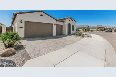 17331 W Wildwood Street, Surprise, AZ 85388 - Photo 4