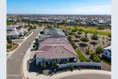 17331 W Wildwood Street, Surprise, AZ 85388 - Photo 34