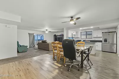 5147 W Earll Drive, Phoenix, AZ 85031 - Photo 6