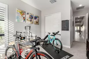 824 E Monte Wy, Phoenix, AZ 85042 - Photo 28