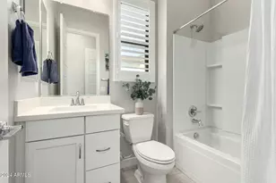 824 E Monte Wy, Phoenix, AZ 85042 - Photo 30