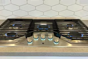 824 E Monte Wy, Phoenix, AZ 85042 - Photo 10