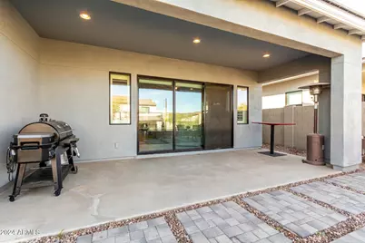 824 E Monte Way, Phoenix, AZ 85042 - Photo 18