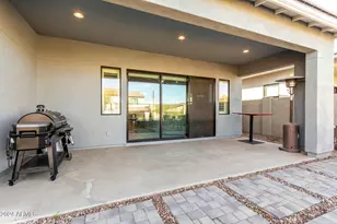 824 E Monte Wy, Phoenix, AZ 85042 - Photo 18