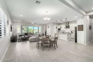 824 E Monte Wy, Phoenix, AZ 85042 - Photo 12