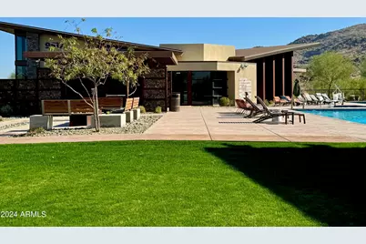 824 E Monte Way, Phoenix, AZ 85042 - Photo 40